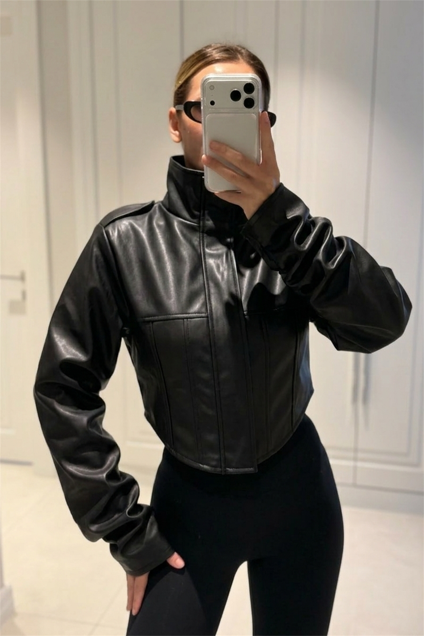 Rebecca Siyah Crop Deri Ceket