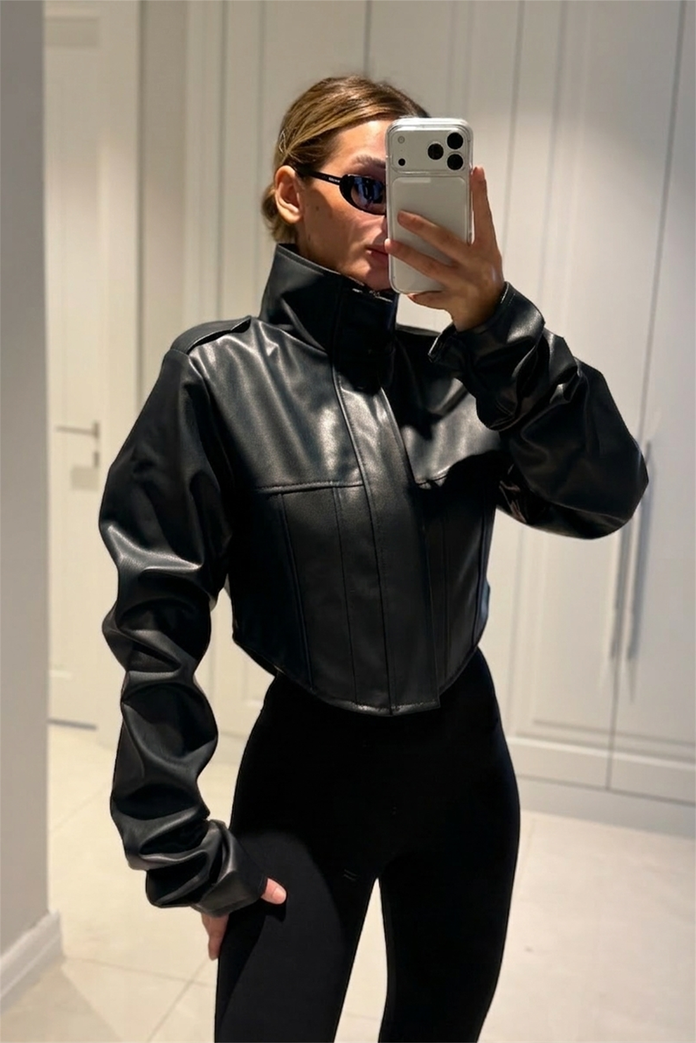 Rebecca Siyah Crop Deri Ceket