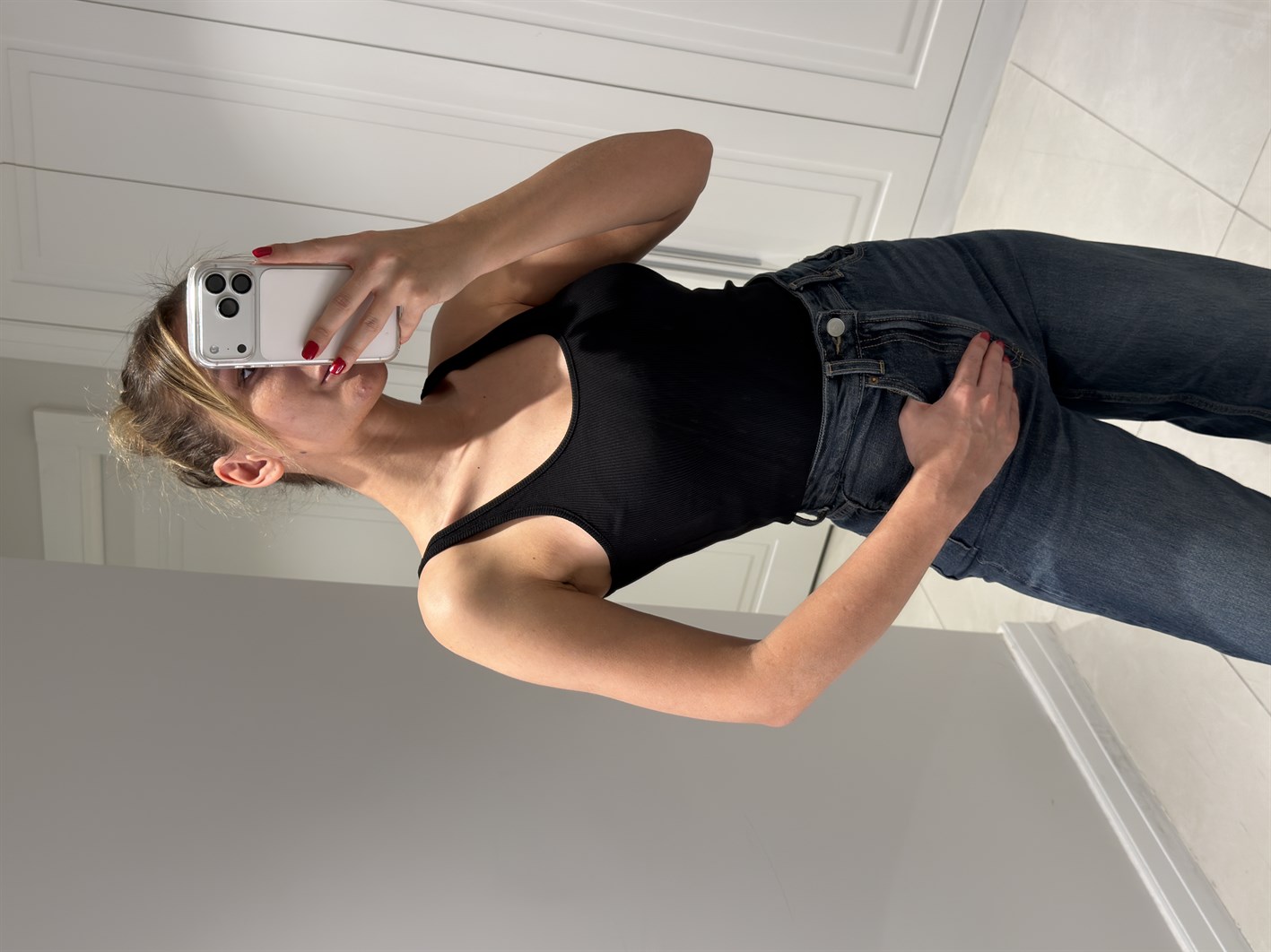 Sophia Siyah Askılı Atlet