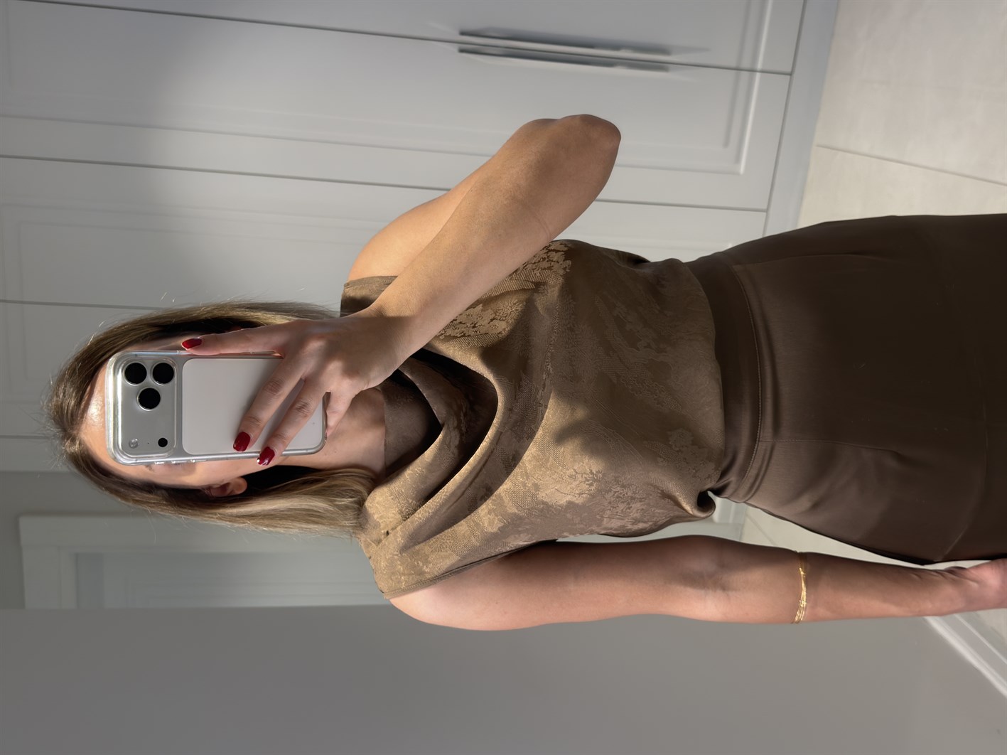 Tierney Bej Degaje Yaka Bluz