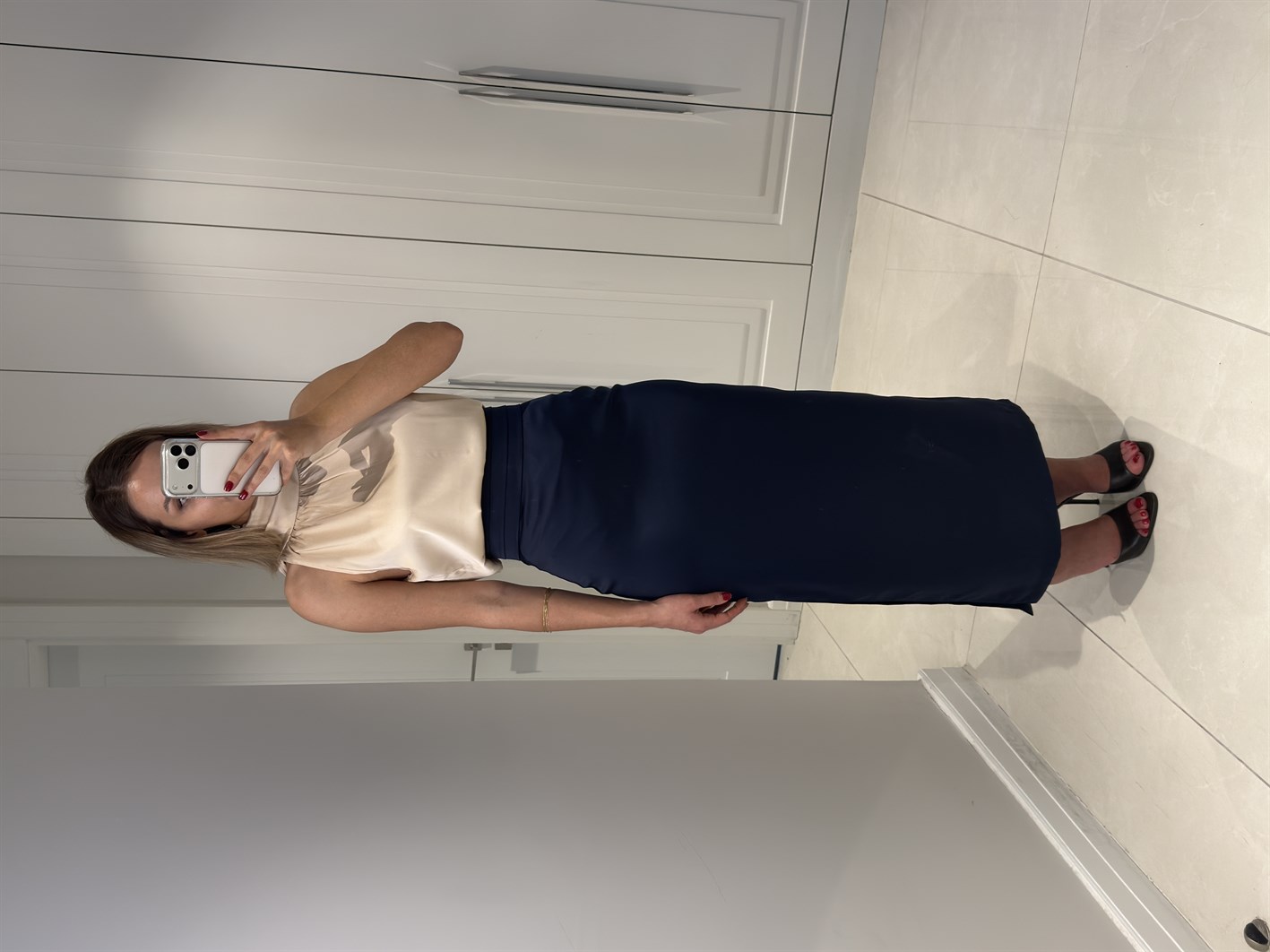 Tilda Lacivert Bel Pile Detaylı Saten Etek