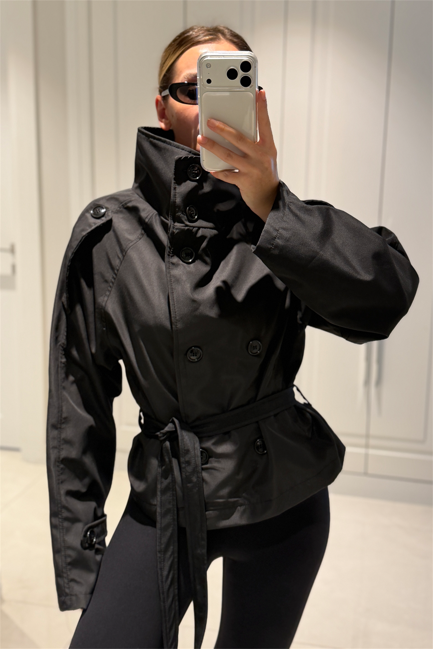 Valery Siyah Dik Yaka Trençkot