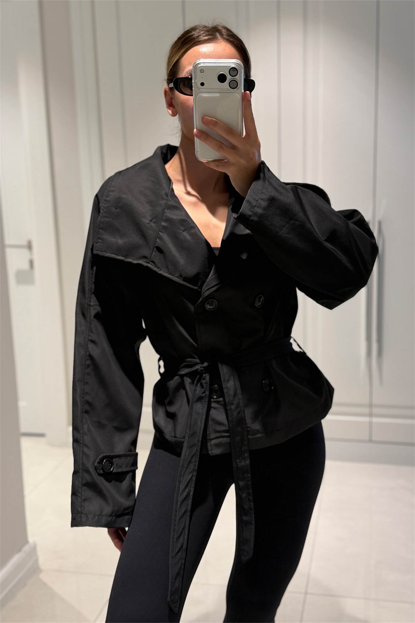 Valery Siyah Dik Yaka Trençkot