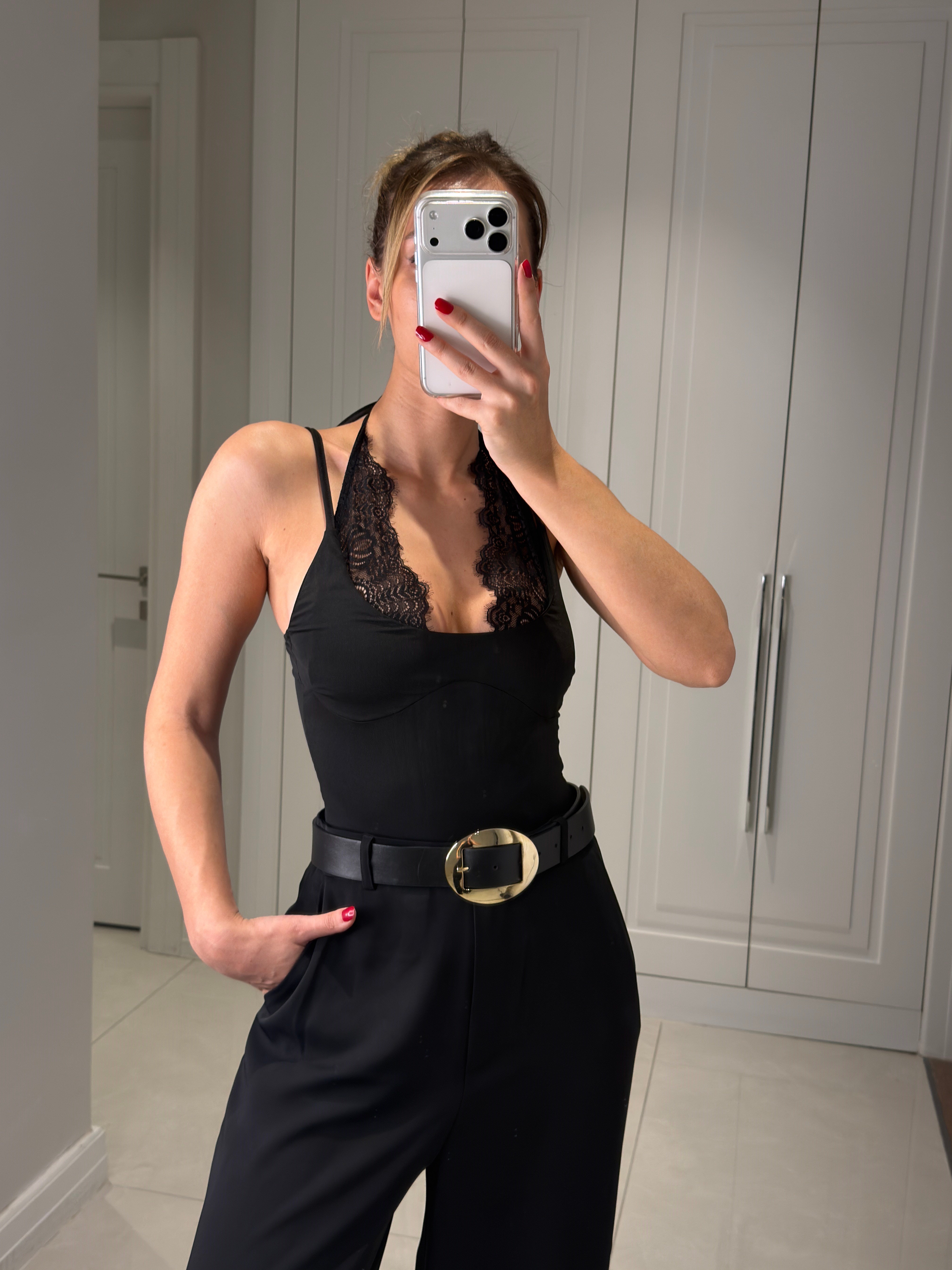Adel Siyah Dantel Askılı Bodysuit
