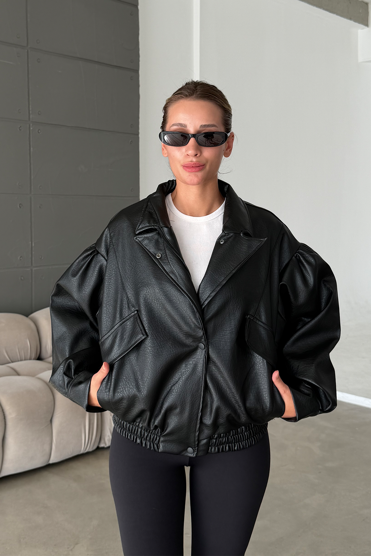 Carey Siyah Cep Detaylı Oversize Deri Ceket