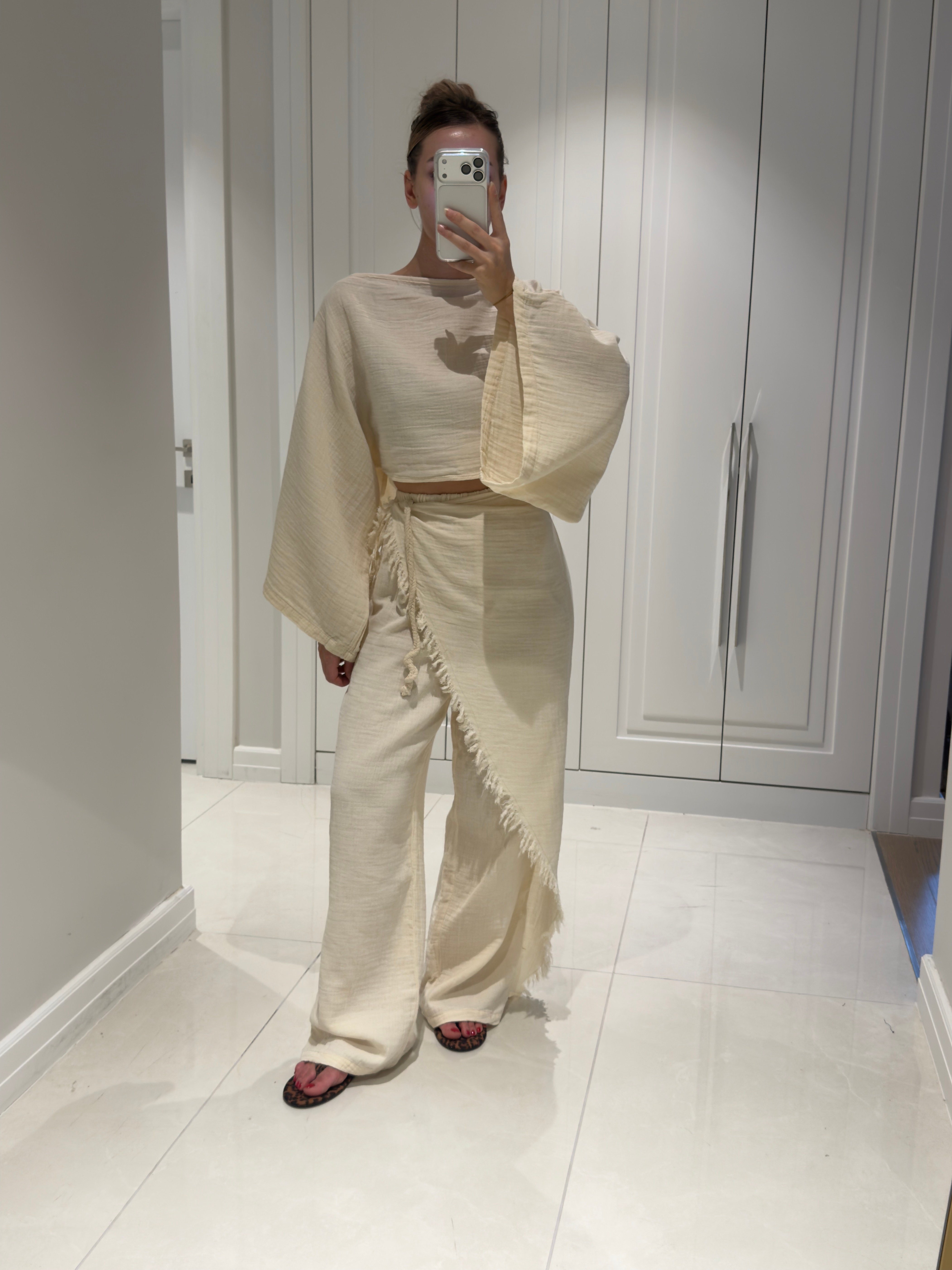 Darla Bej Müslin Kumaş Zarf Pantolon Crop Takım