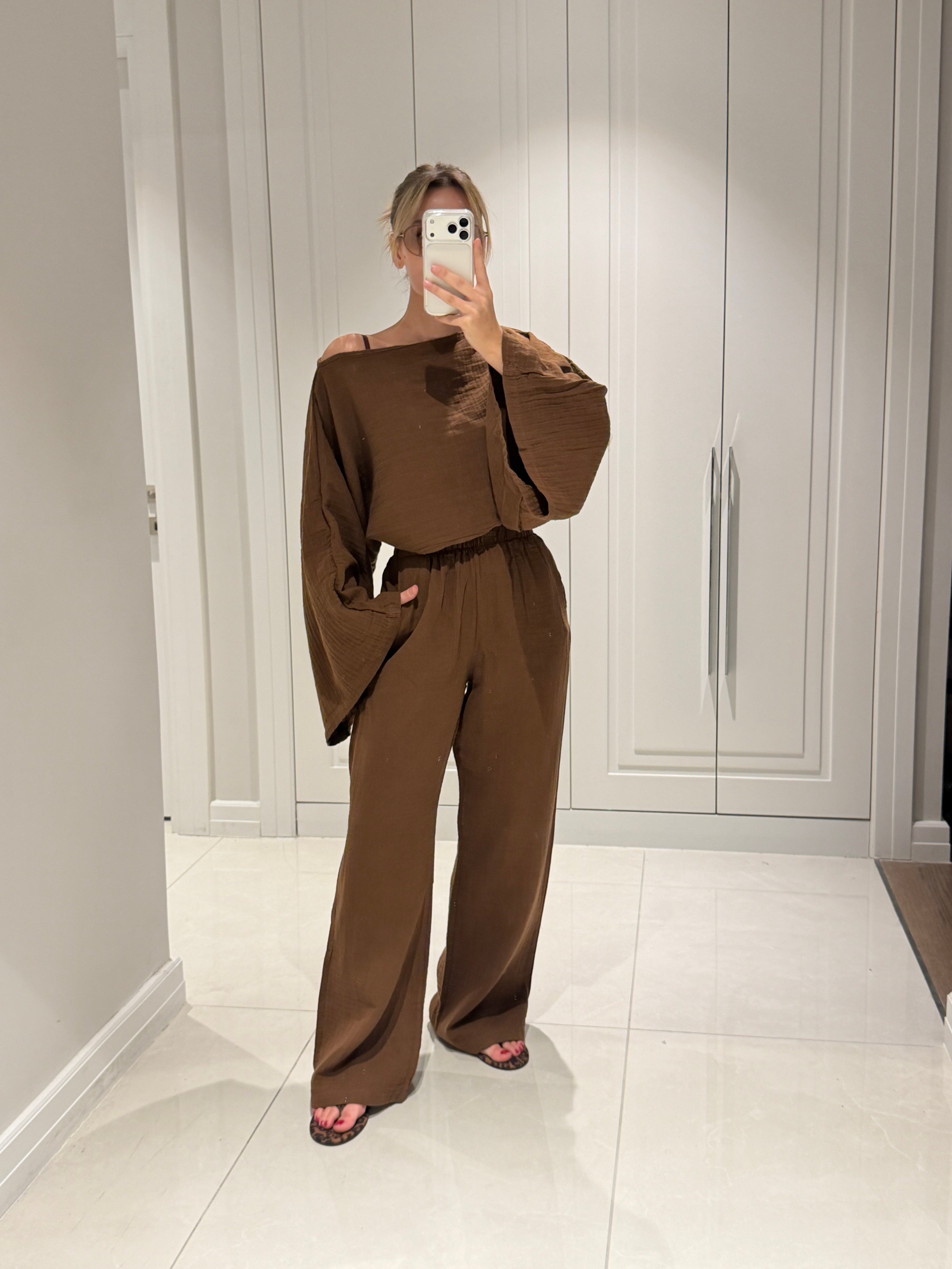 Gloria Kahverengi Müslin Kumaş Bluz Pantolon Takım