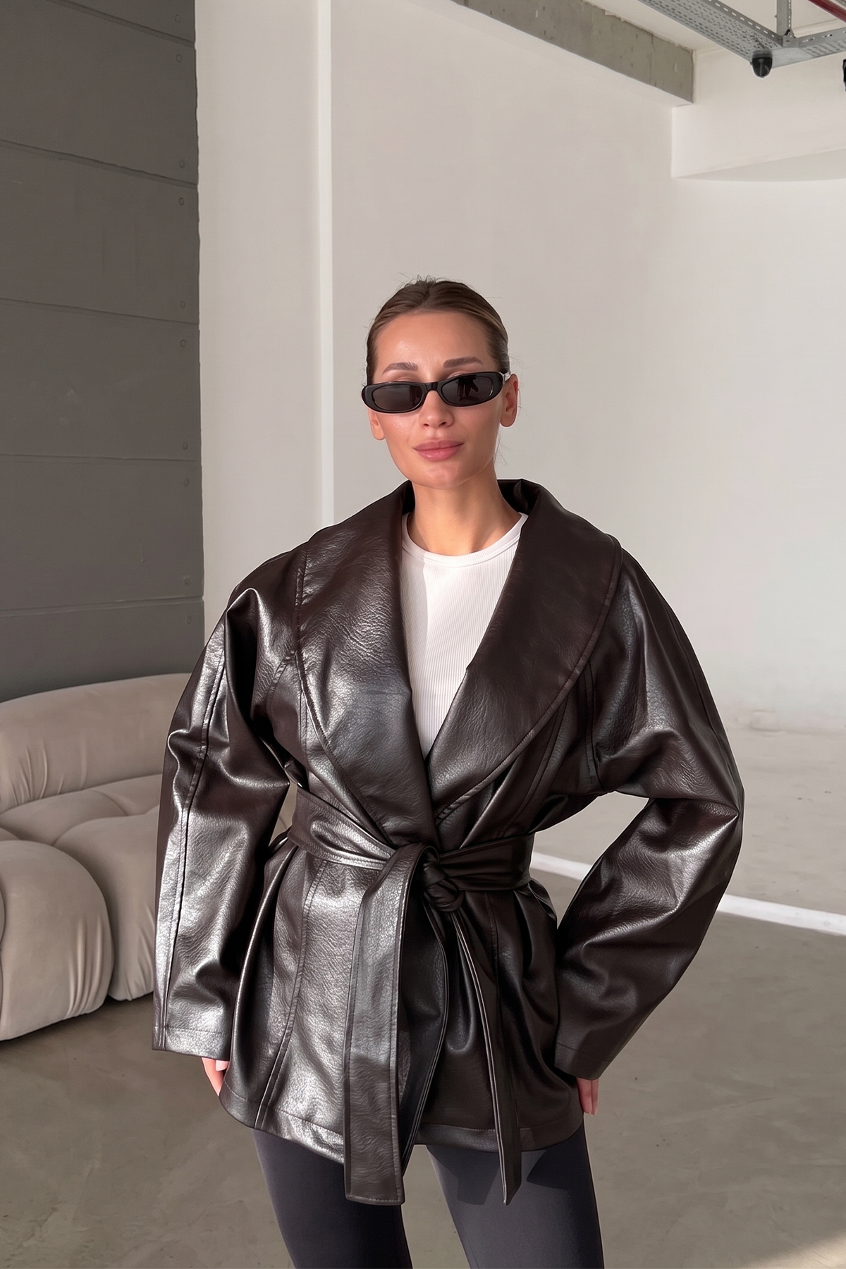 Nathalie Acı Kahve Kuşaklı Oversize Deri Ceket