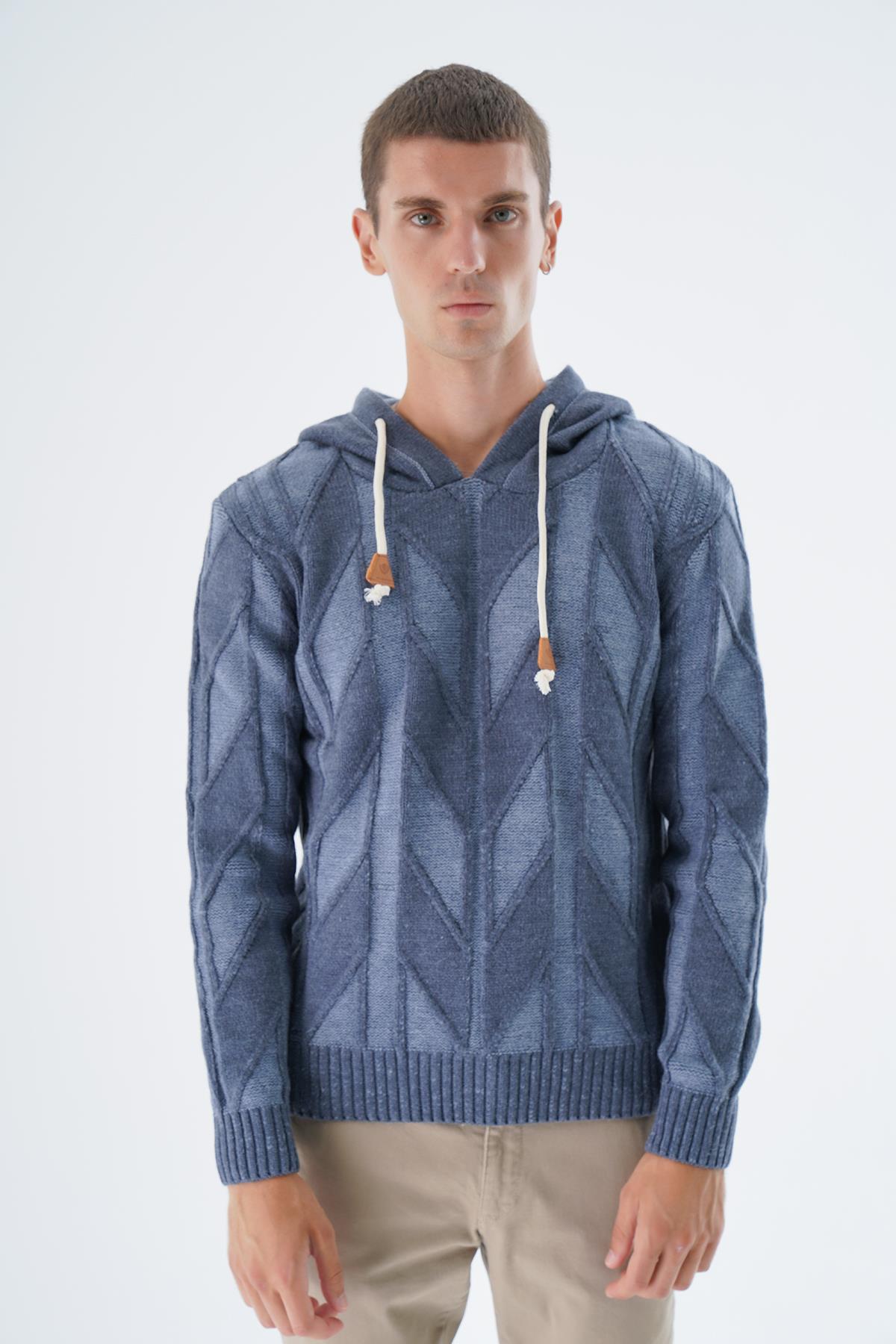 Erkek İndigo Kapüşonlu Çift Renkli Vanezalı Yün Triko Örme Kazak TRIST-5333