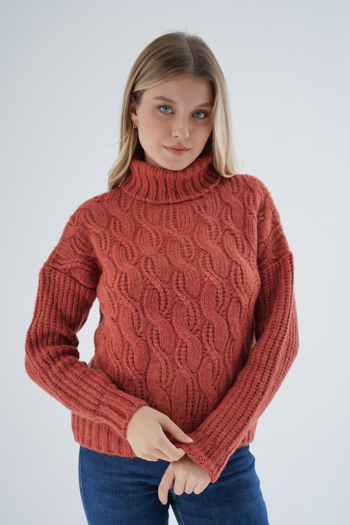 Kadın Kiremit Oversize Balıkçı Yaka Selanik Saç Örgülü Yün Özel İplik Triko Örme Kazak TRIST-6163