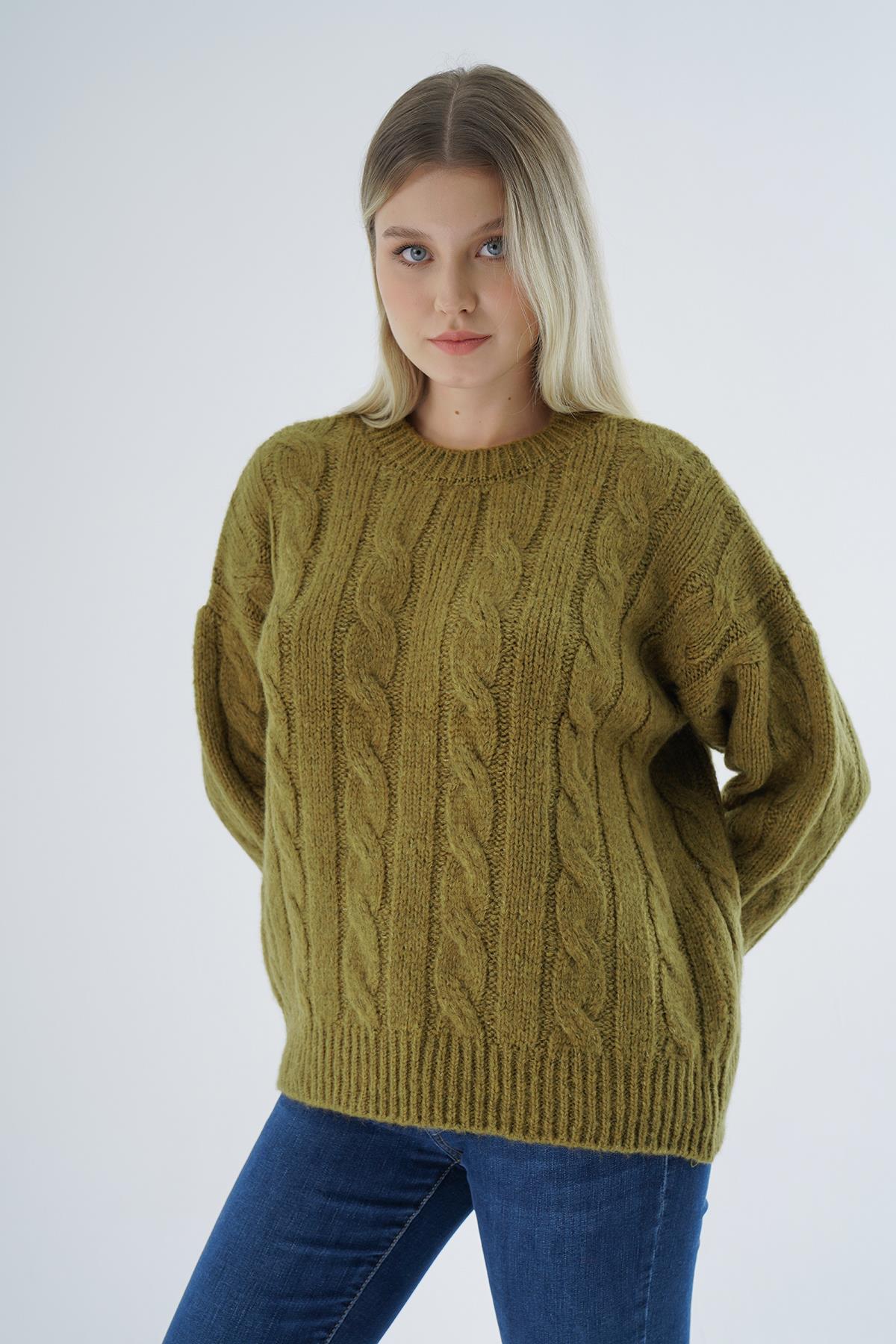 Kadın Olive Oversize Bisiklet Yaka Saç Örgülü Yünlü Özel İplik Triko Örme Kazak TRIST-6167