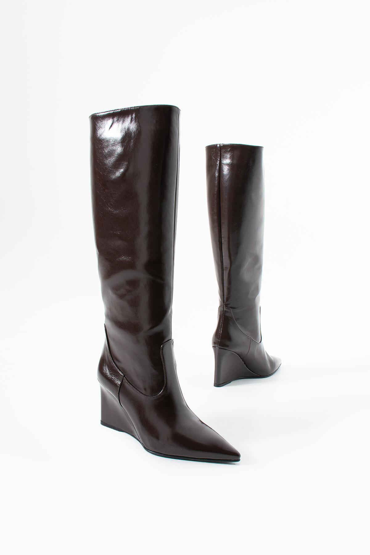 Harper Sivri Burun Dolgu Topuk Acı Kahve Kadın Çizme