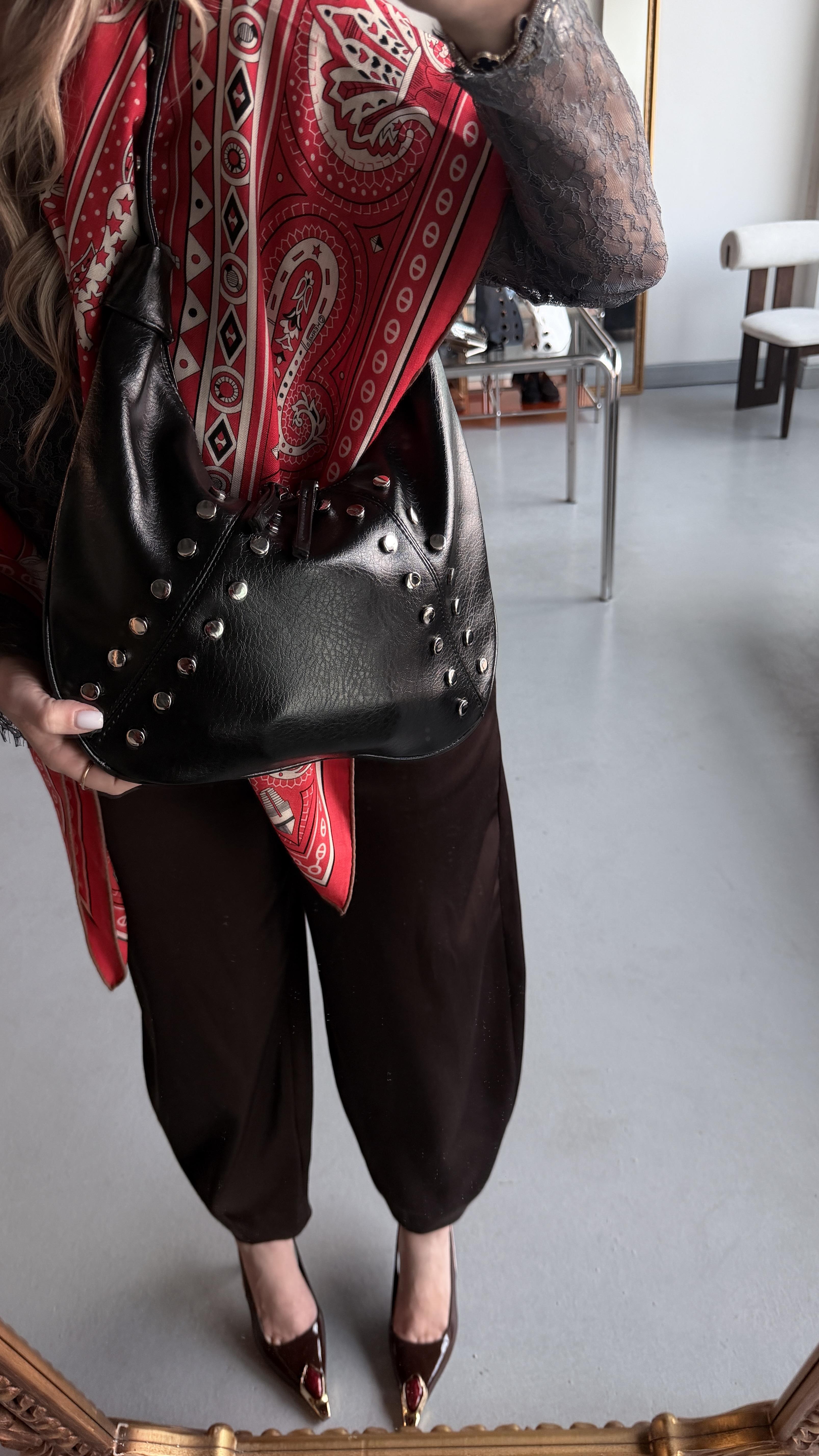 Lunessa Siyah Yarım Ay Model Gümüş Troklu Çanta
