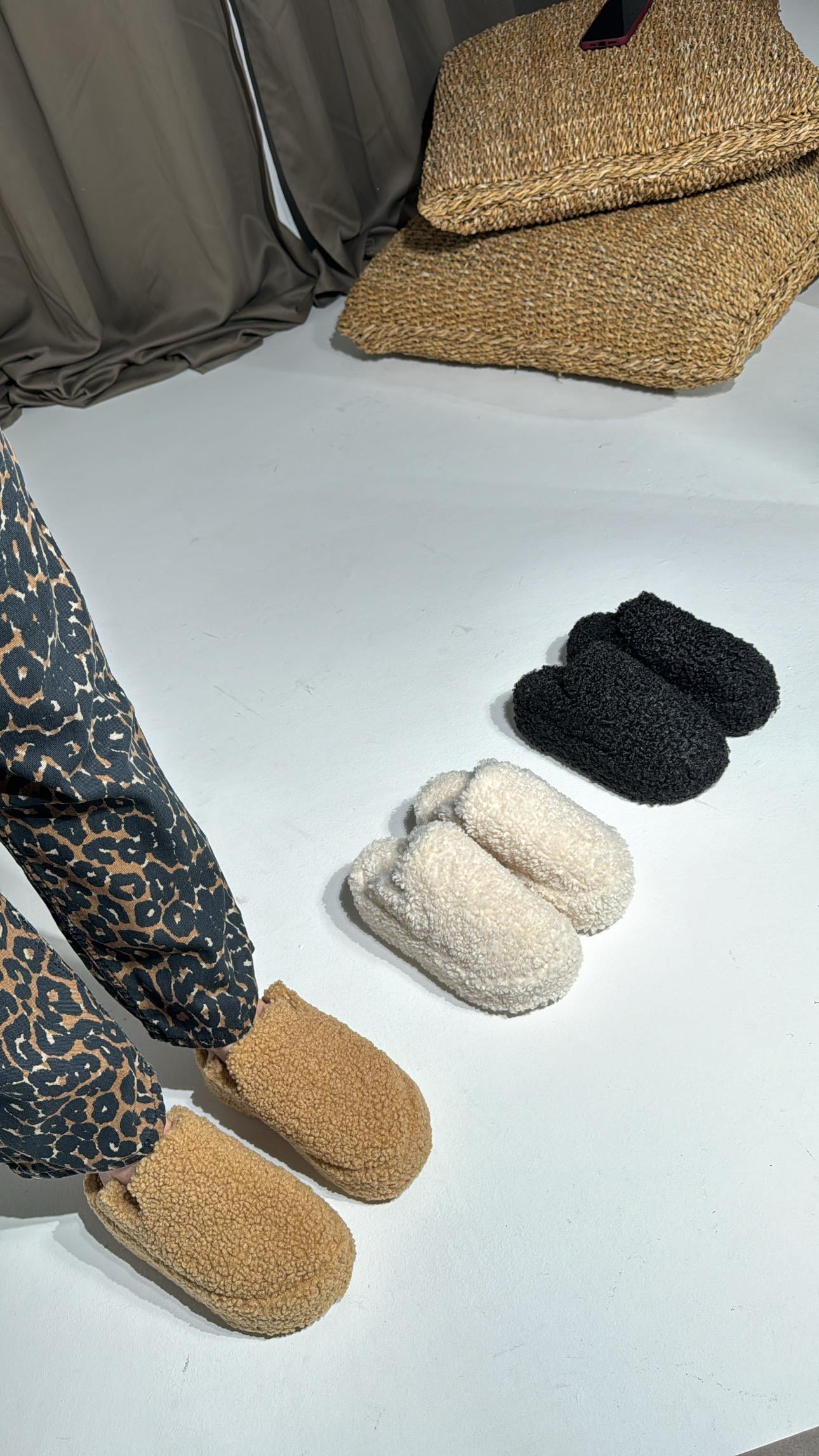 Nico Siyah Teddy Platform Ev Terlik 