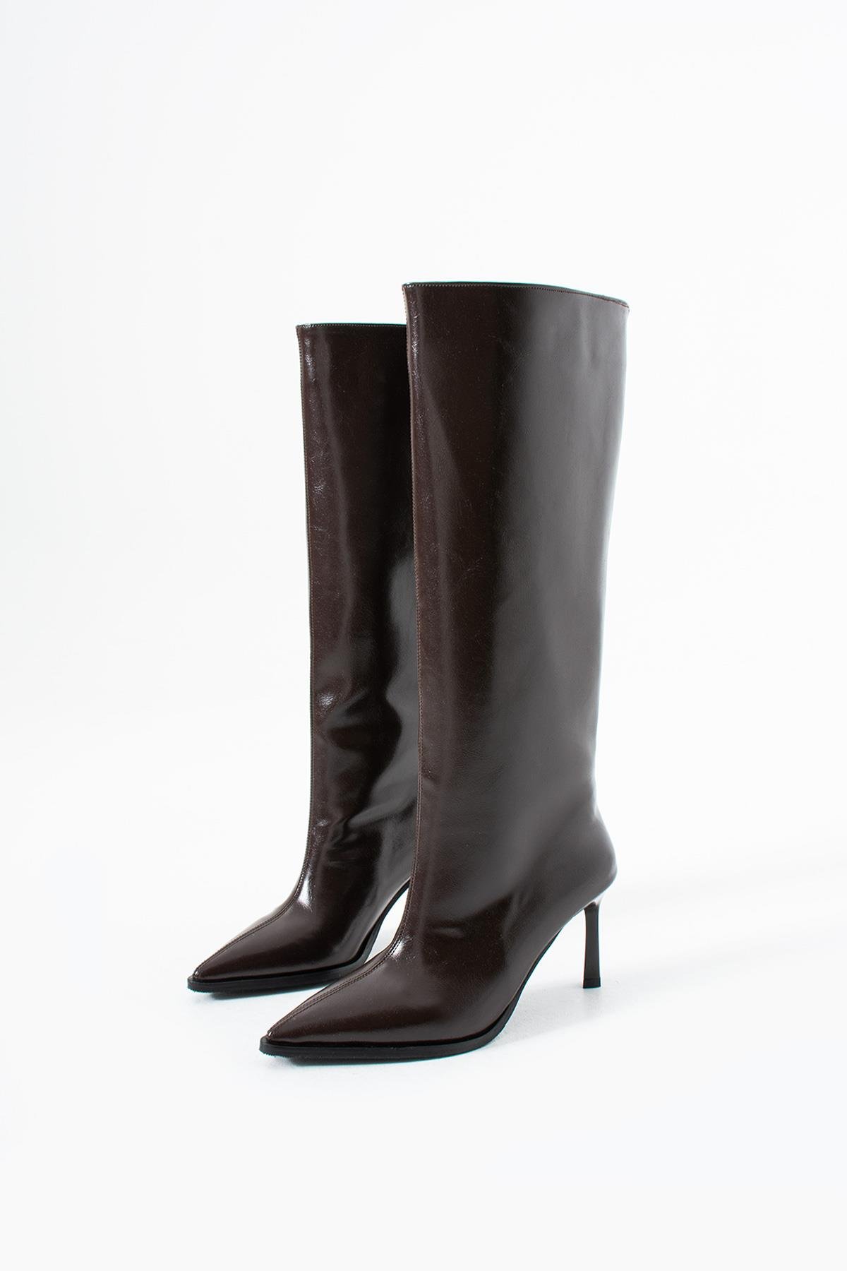 River High Sivri Burun Önden Dikişli Acıkahve Kadın Çizme