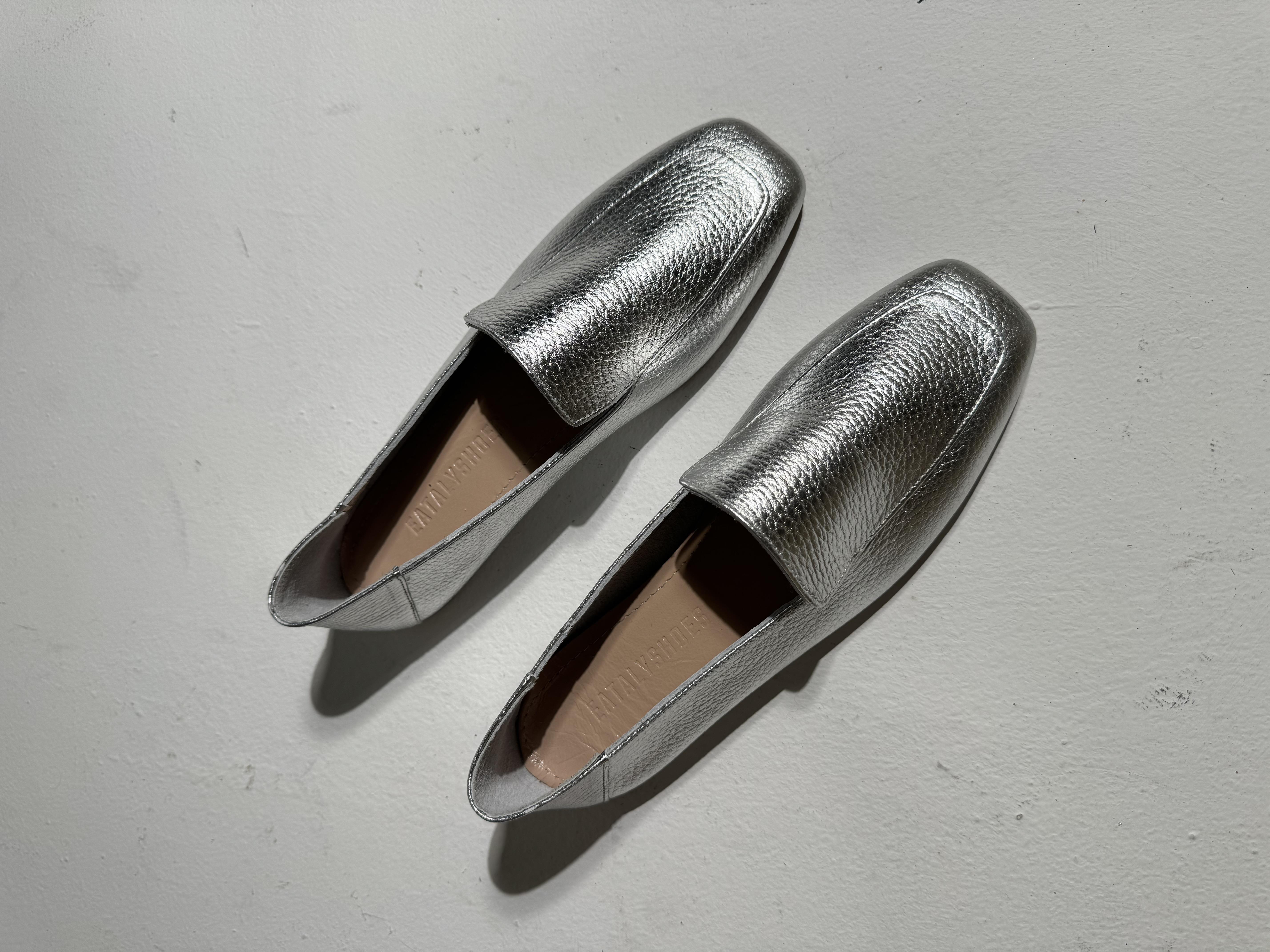 Sid Gümüş Kare Burun Deri Babet