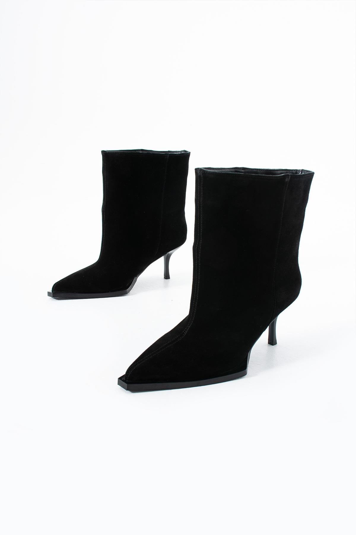 Siyah Hakiki Süet Deri Sivri Burun Dikişli Kadın Bot