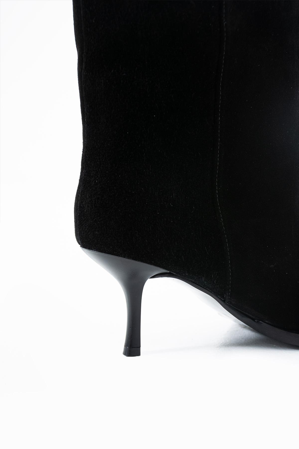 Siyah Hakiki Süet Deri Sivri Burun Dikişli Kadın Bot