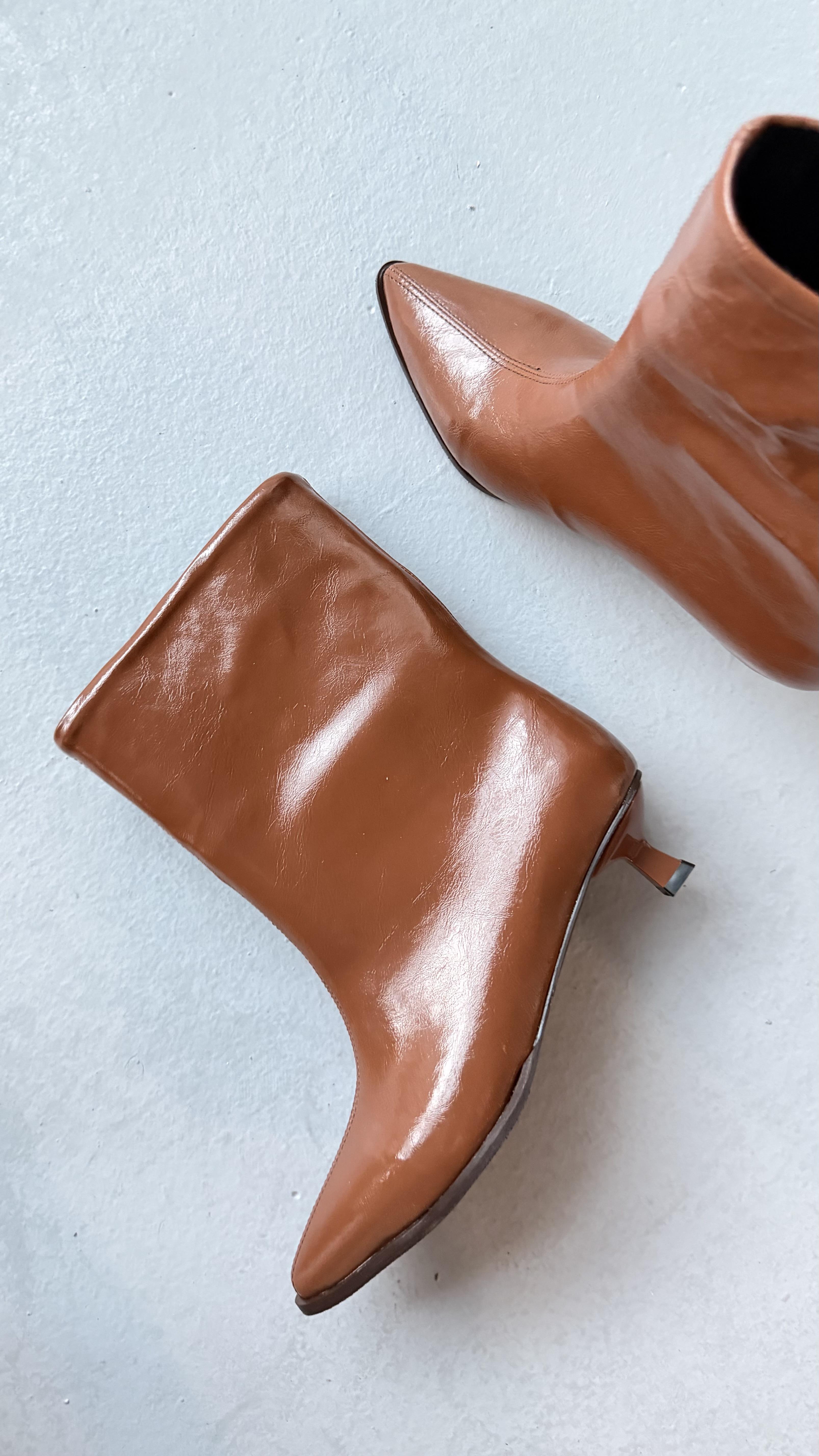 Taba Cilt Deri Kadın Kısa Topuk Botie