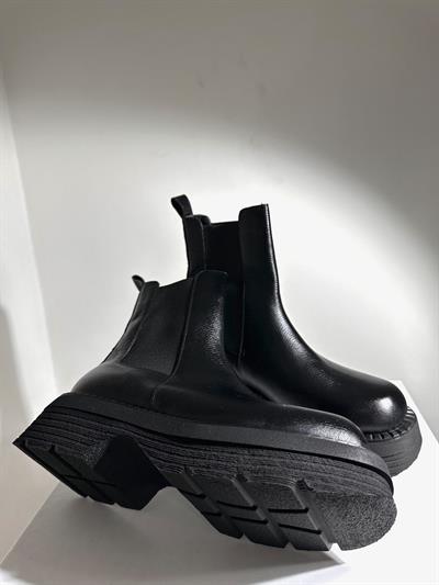 515-23 Siyah Hakiki Deri Kadın Bot