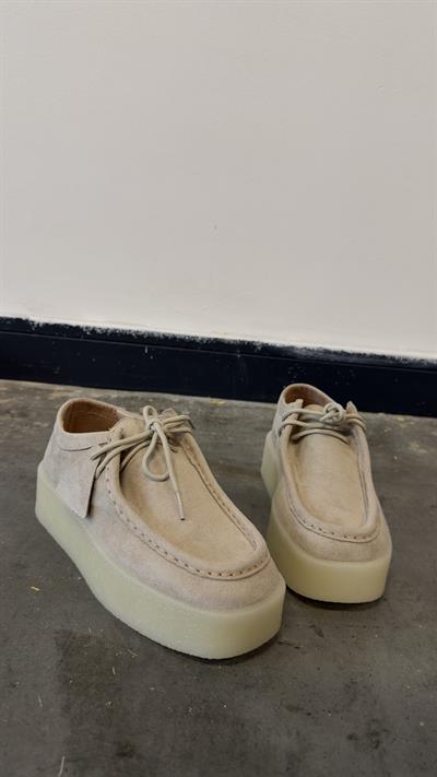 Bej Süet Bağcıklı Kadın Ayakkabı