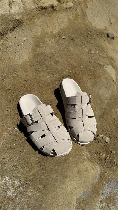 Bej Süet Sepet Model Tokalı Düz Kadın Terlik