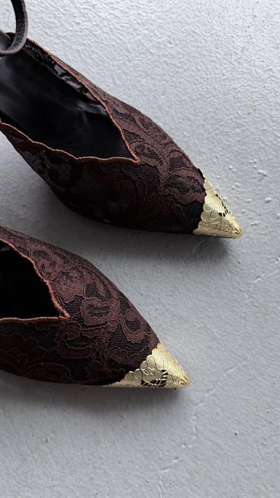 Brown Icon Acıkahve Dantel Bilekten Bağlı Stiletto