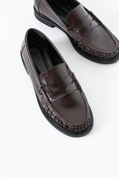 Büzgülü Acıkahve Cilt Makosen Kadın Ayakkabı