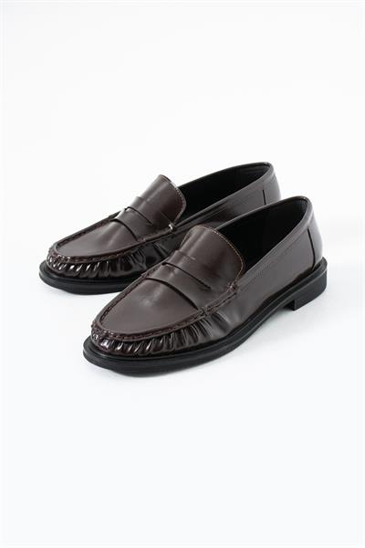 Büzgülü Acıkahve Cilt Makosen Kadın Ayakkabı