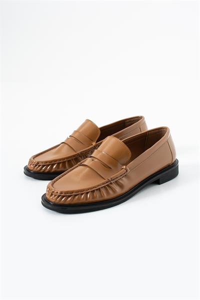 Büzgülü Taba Cilt Makosen Kadın Ayakkabı