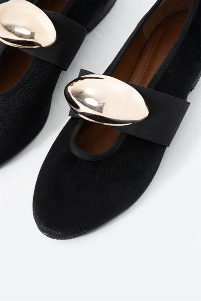 Cody Siyah Süet Gold Toka Detaylı Babet