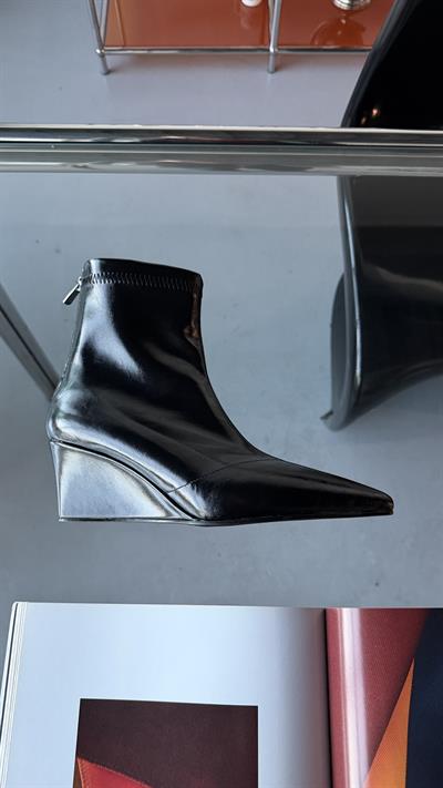 Curve Siyah Streç Kadın Bot