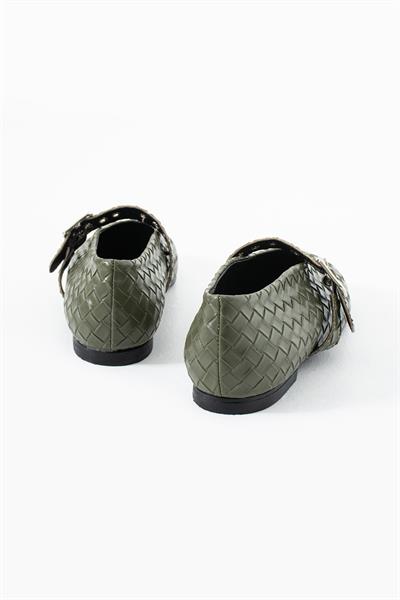 Elise Haki Gümüş Toka Detaylı Örgü Kadın Babet