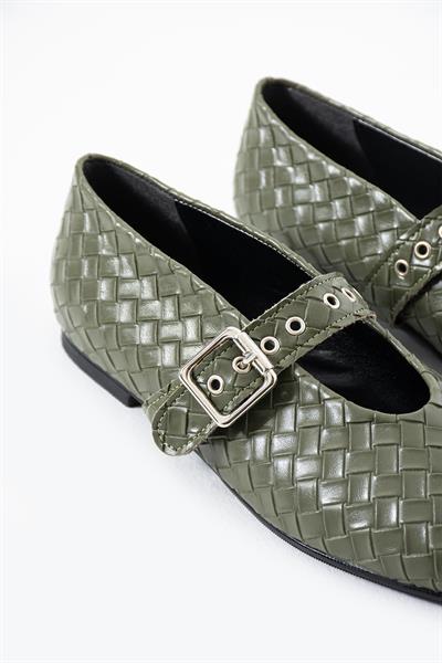 Elise Haki Gümüş Toka Detaylı Örgü Kadın Babet