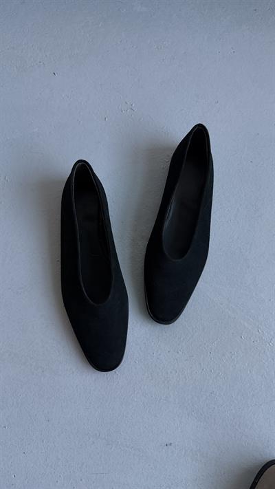 Ella Siyah Süet Kadın Babet Ayakkabı