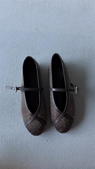 Elyra Acıkahve Taşlı Balerin Babet