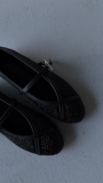 Elyra Siyah Taşlı Balerin Babet