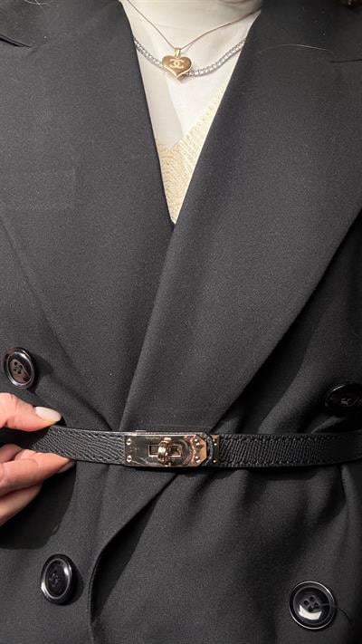 Gold Kilit Tokalı Dikiş Detaylı Siyah Kemer