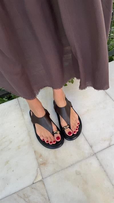 Gold Yüzük Modelli Acıkahve Sandalet 