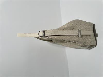 Hera Beyaz Baklavalı Büyük Boy Fermuarlı Çanta