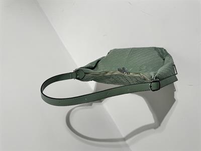 Hera Mint Yeşili  Baklavalı Büyük Boy Fermuarlı Çanta