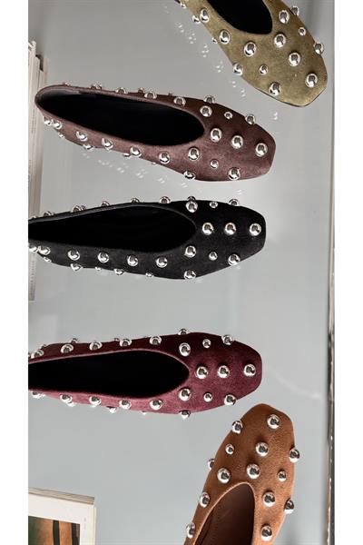 Kadife acıkahveKare Kalıp Gümüş Yuvarlak Toka Aksesuarlı Babet