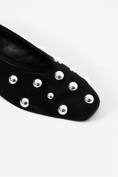 Kadife Siyah Kare Kalıp Gümüş Yuvarlak Toka Aksesuarlı Babet 