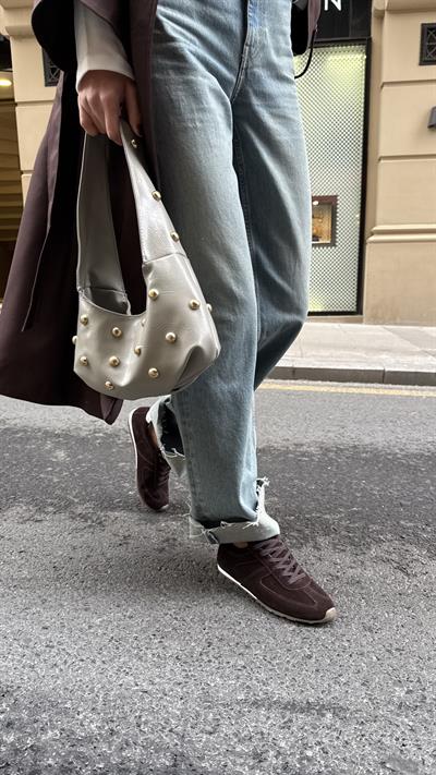 Kadın Zımbalı Kol Çantası Gri