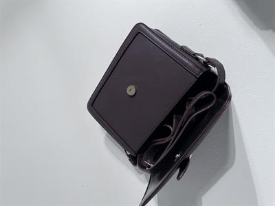 Layo Acı Kahve Önden Kapaklı Kadın Çanta