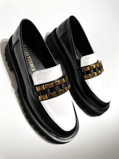 Luis Siyah Beyaz Gold Tokalı Kadın Oxford Ayakkabı