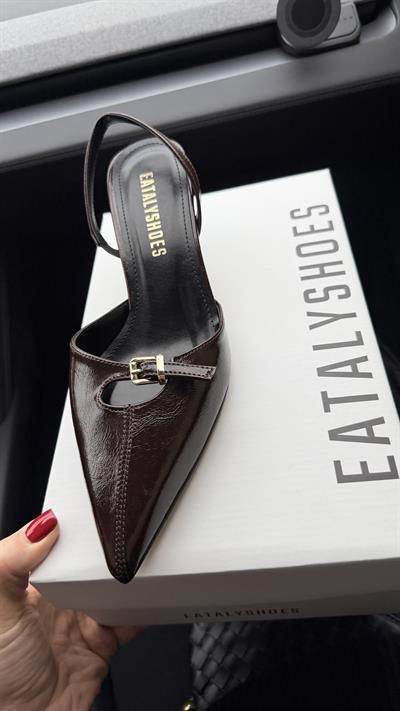 Noi Acıkahve Tokalı Sivri Burun Topuklu