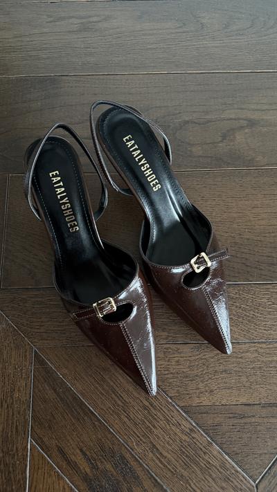 Noi Acıkahve Tokalı Sivri Burun Topuklu