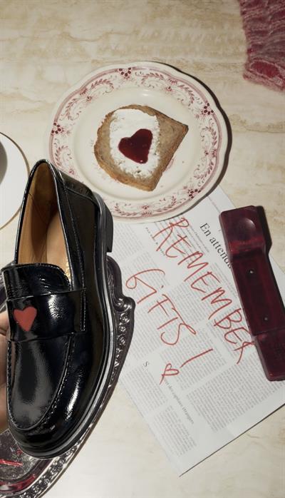 Noir Amour Kalp Detaylı Siyah Rugan Kadın Loafer