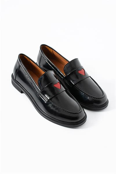 Noir Amour Kalp Detaylı Siyah Rugan Kadın Loafer